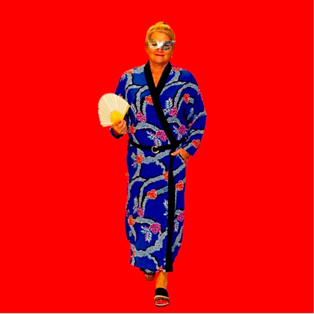 Size M-L Christian Dior Blue Floral Abstract Yellow & Red Design Kimono Bathrobe